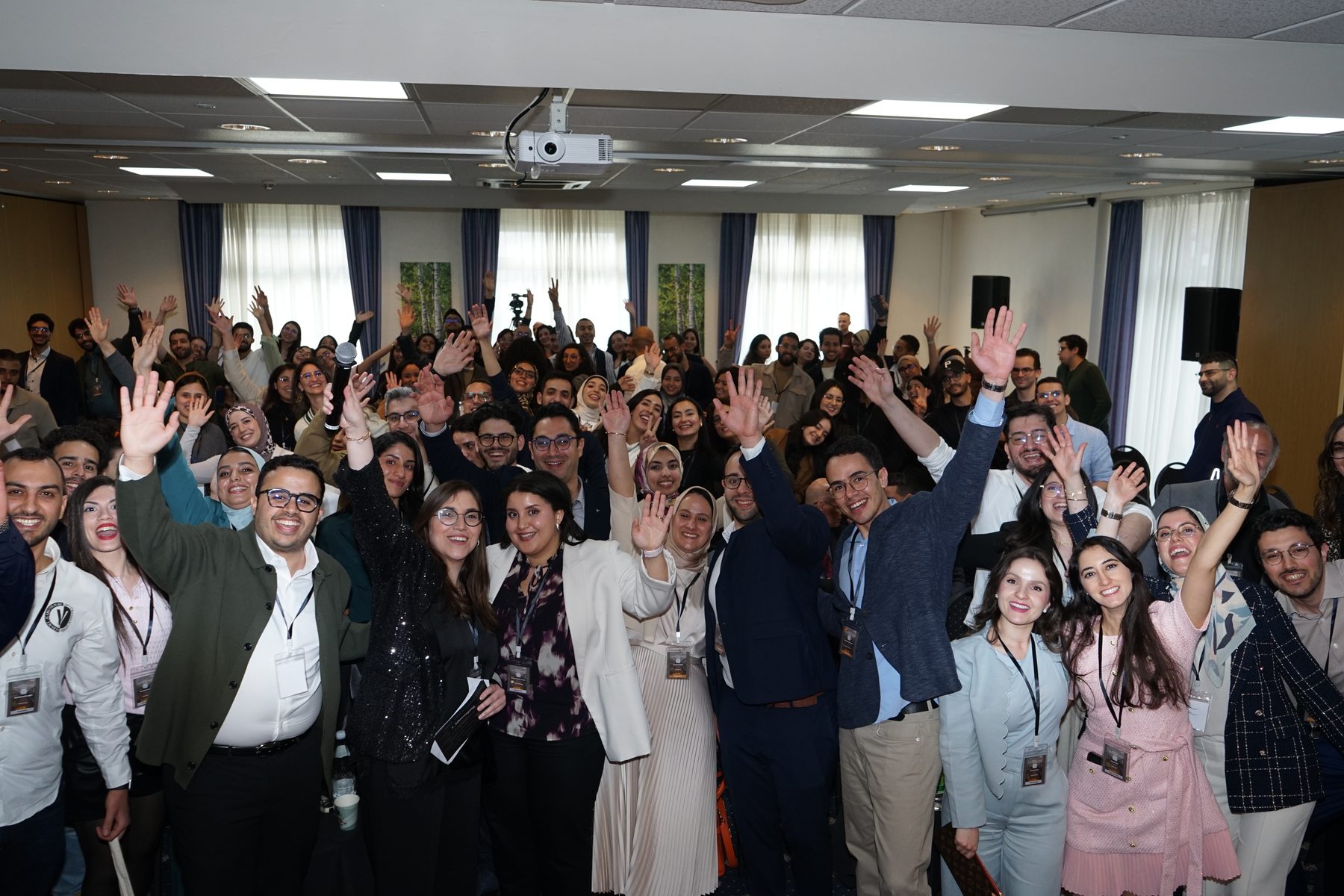 Photo de groupe des participants à la première rencontre annuelle de la MÄD