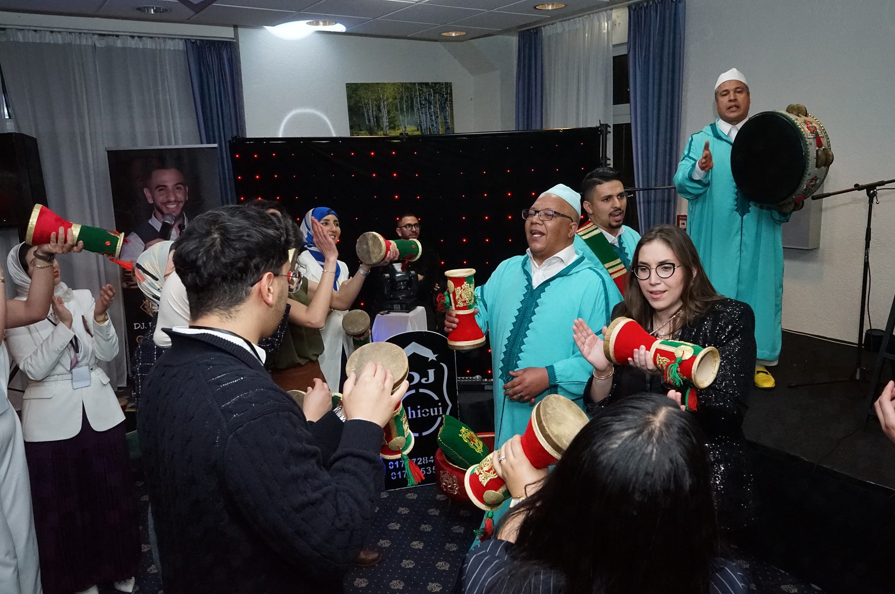 Animation musicale traditionnelle lors de la première rencontre annuelle de la MÄD