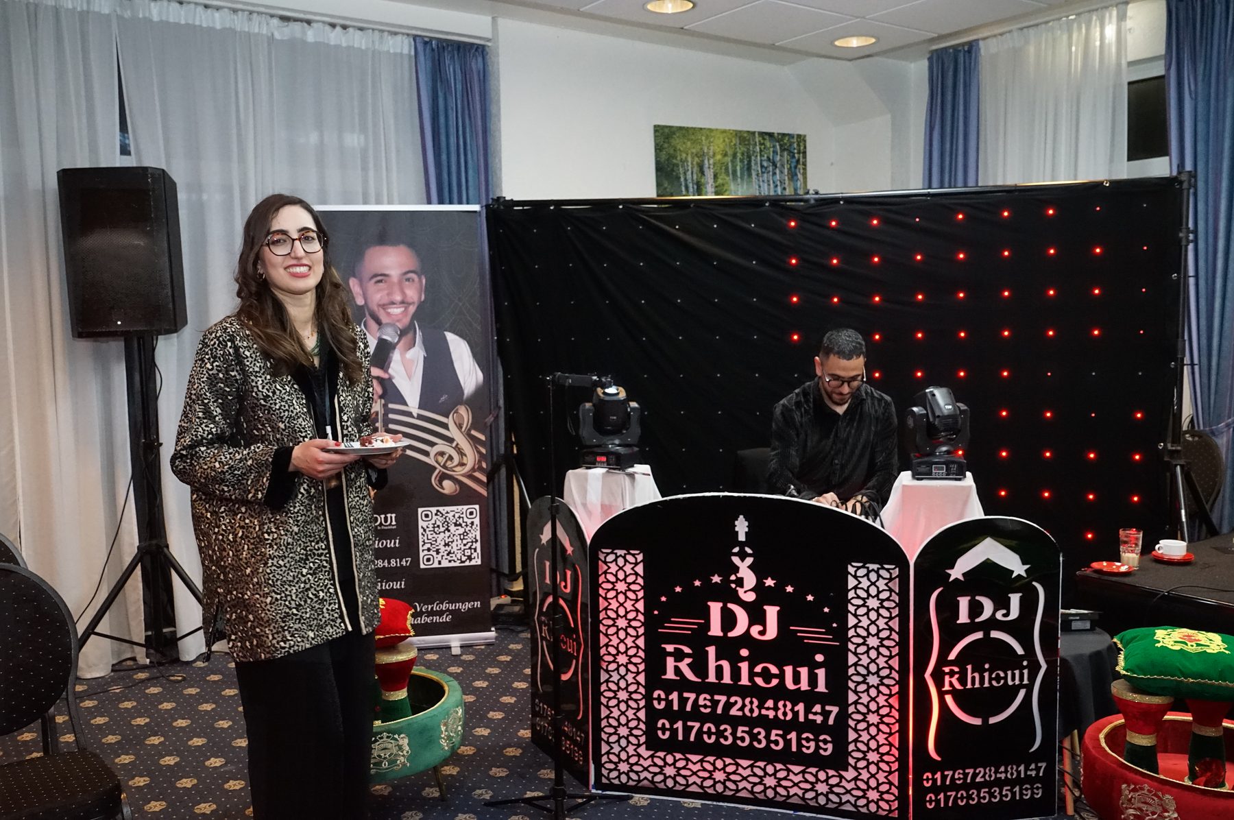DJ pendant la soirée conviviale de la première rencontre annuelle de la MÄD